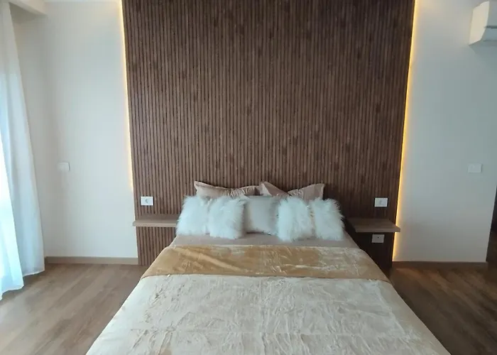 The View Island Apartment